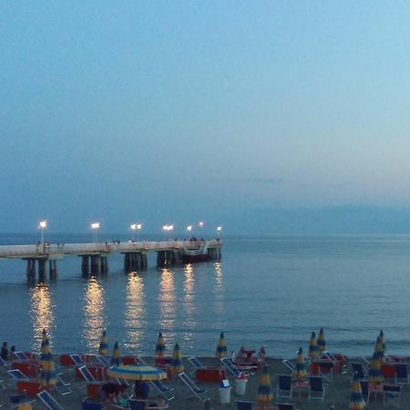 Appartamento Mare Pital Marina di Massa Luaran gambar